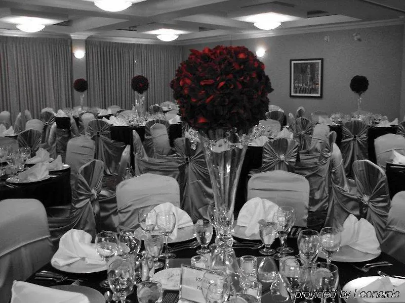 Hilton Garden Inn West Edmonton Hotel